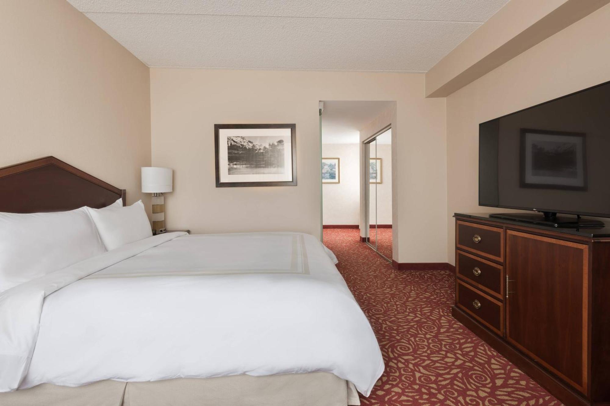 โคลัมบัส แอร์พอร์ต แมริออท Hotel ภายนอก รูปภาพ